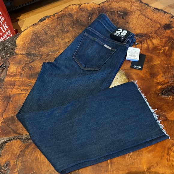 NWT Joe’s Jeans high rise size 28 w 26” crop bootcut - Picture 8 of 12